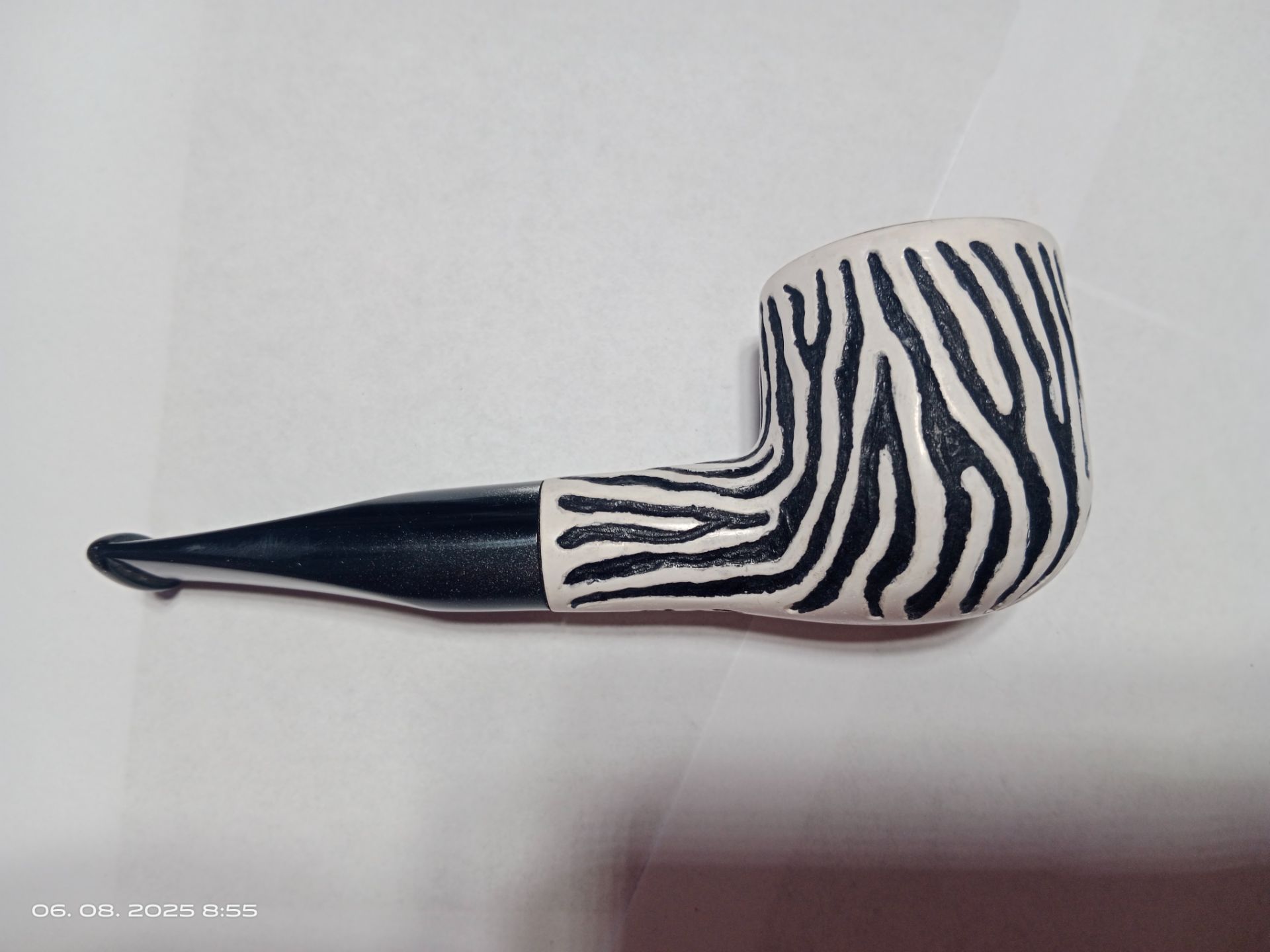 Dymka se vzorem zebra