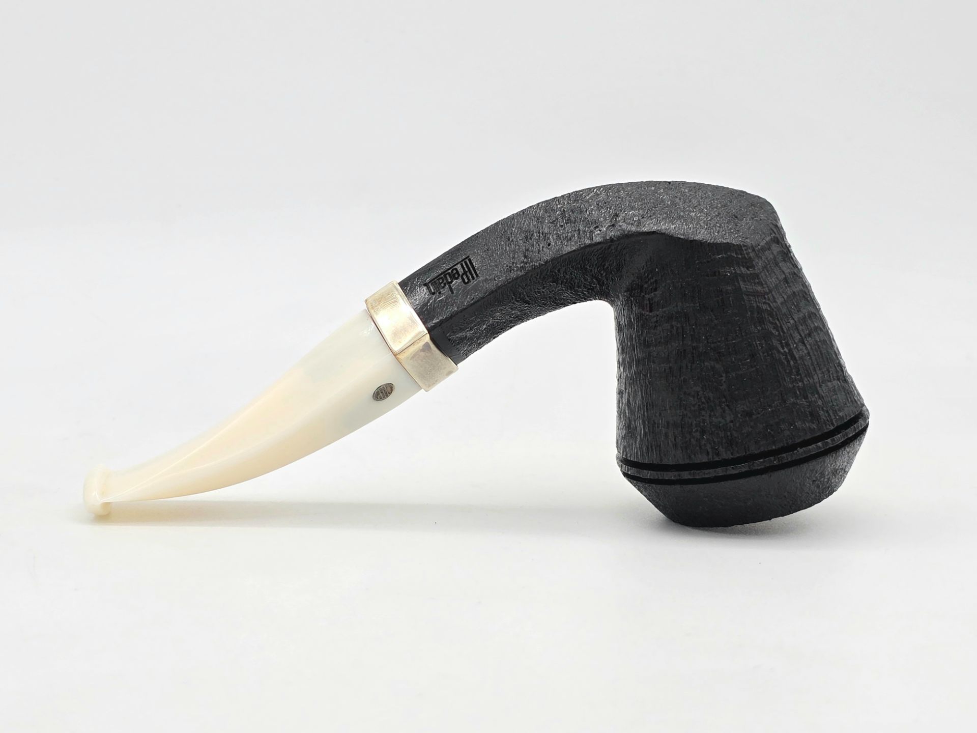 #00225 Eminente Bulldog