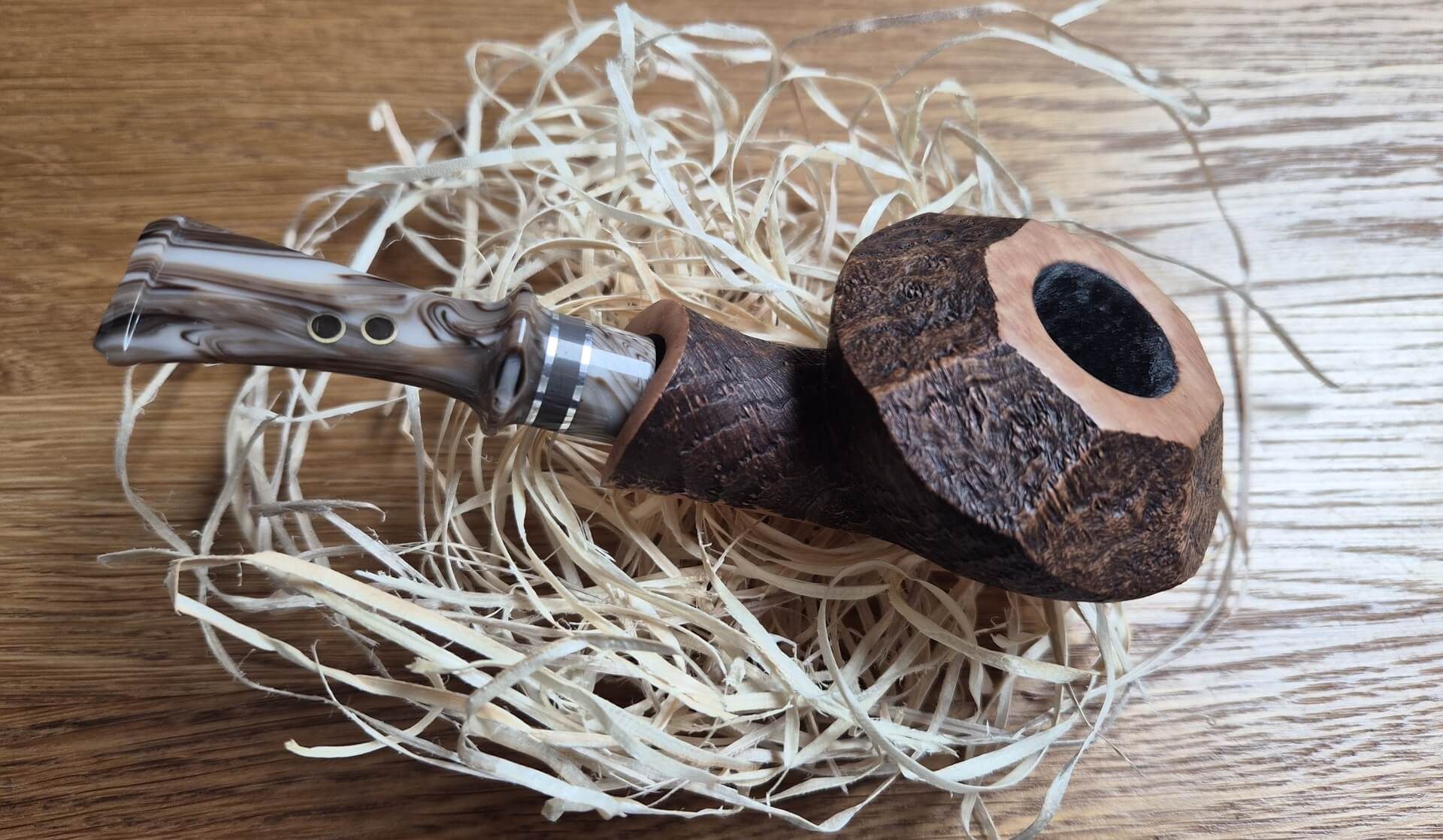 Dýmka Octagon od Petra Pohlůdky